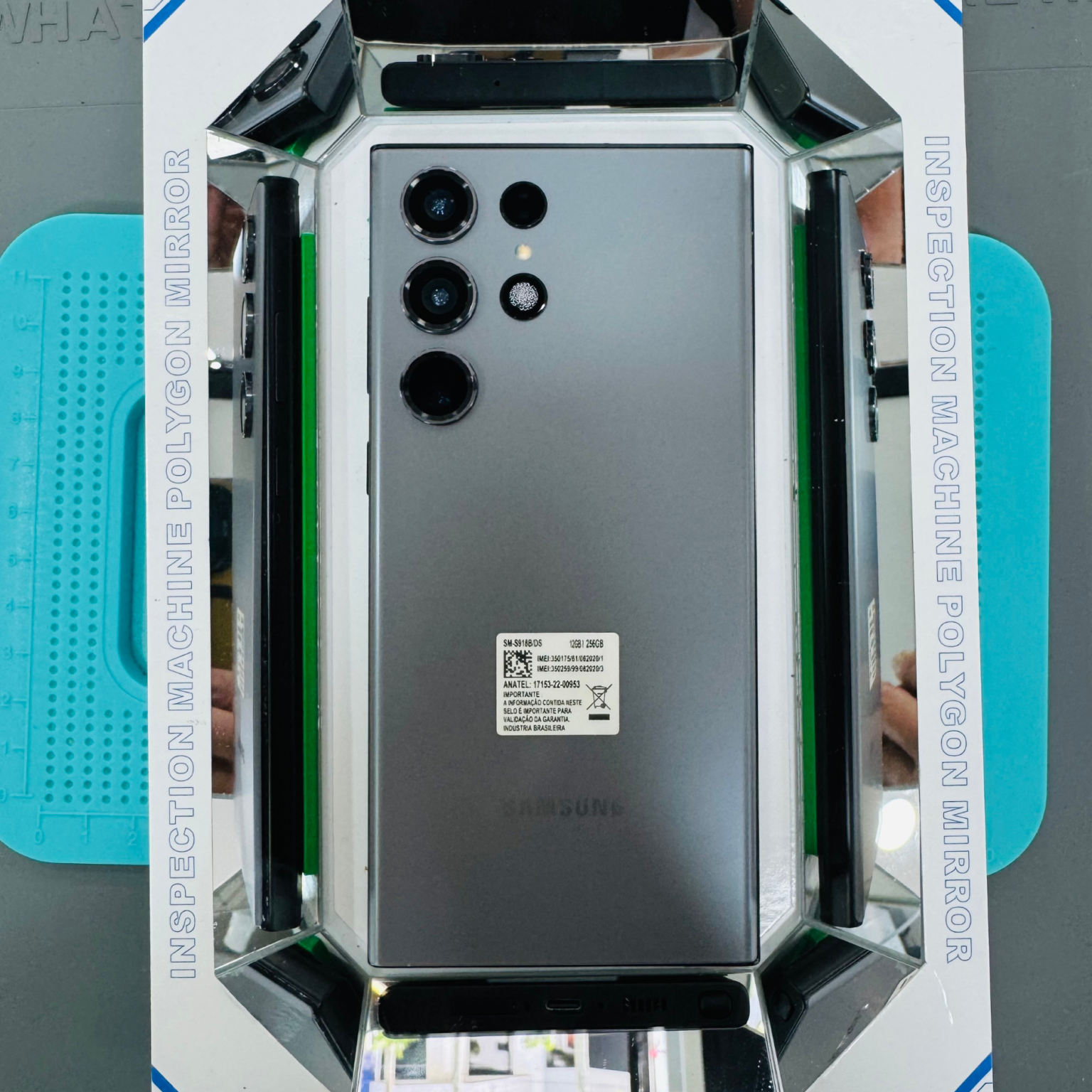 Post para instagram montagem fotos Dia da Mulher preto e branco